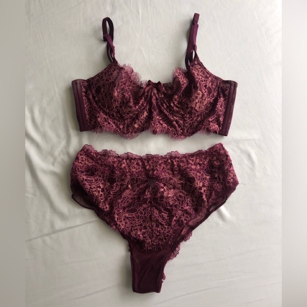 Victoria’s Secret Lingerie Set